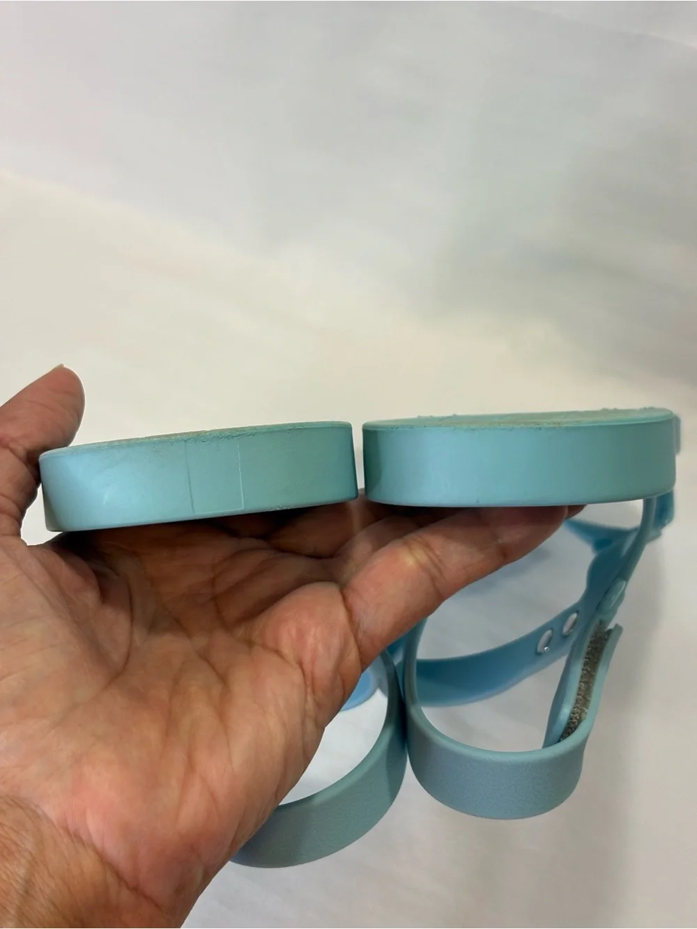 Melissa lightweight strap